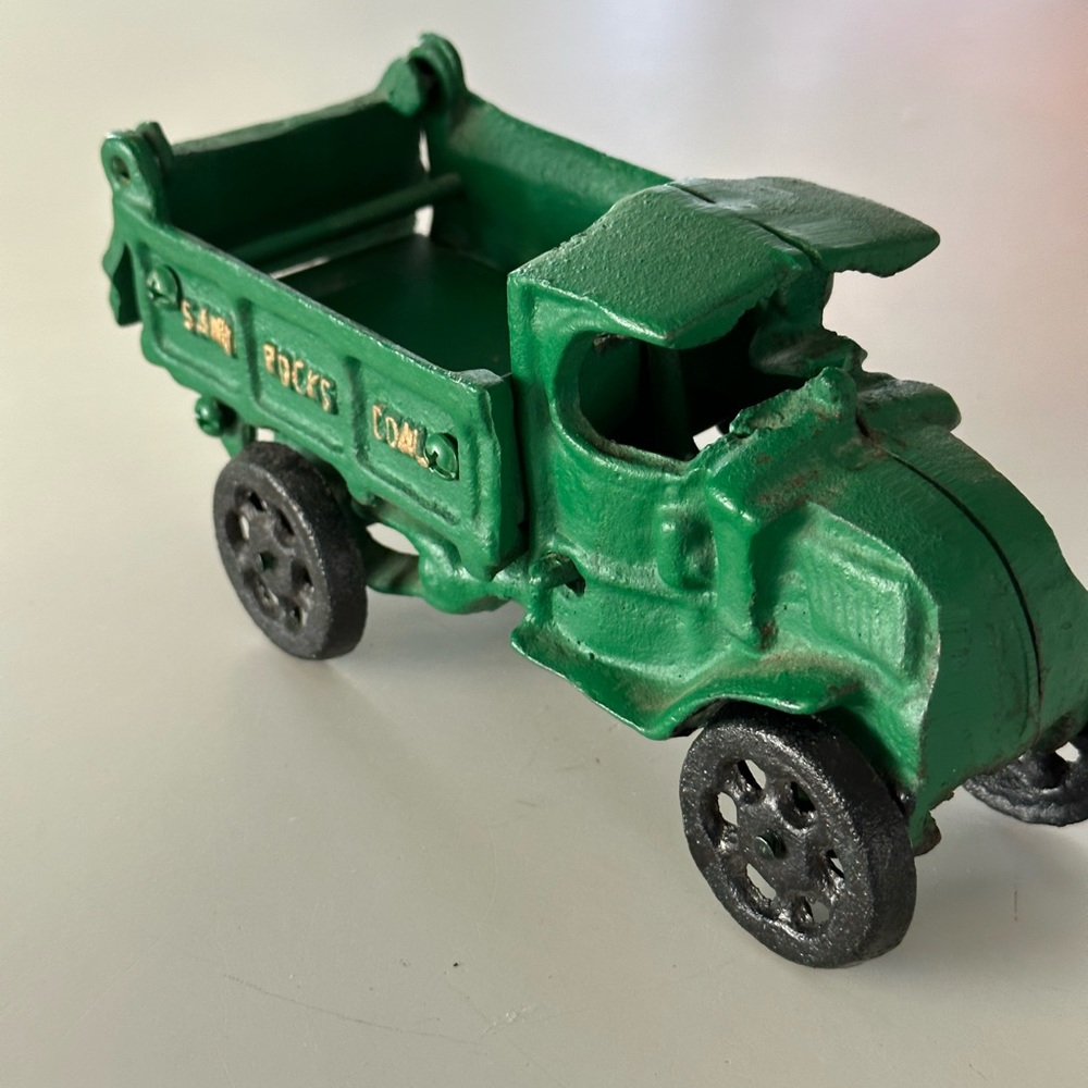 VTG GREEN SAND ROCK DUMBSTRUCK METAL